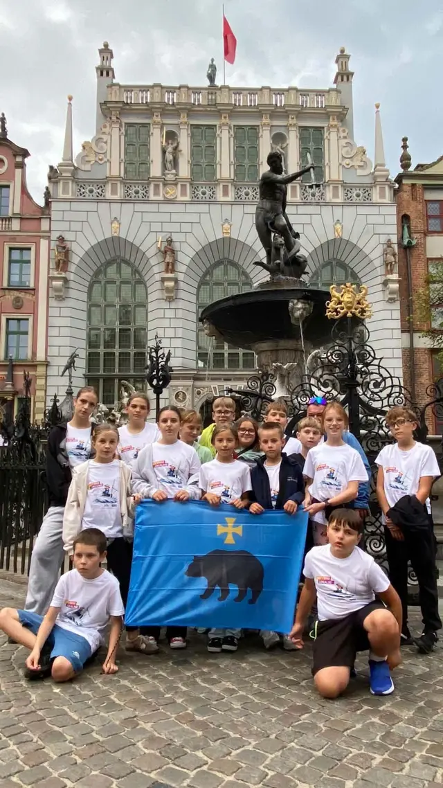 Młodzi żeglarze z Przemyśla w Gdańsku podczas rejsu po Zatoce Gdańskiej