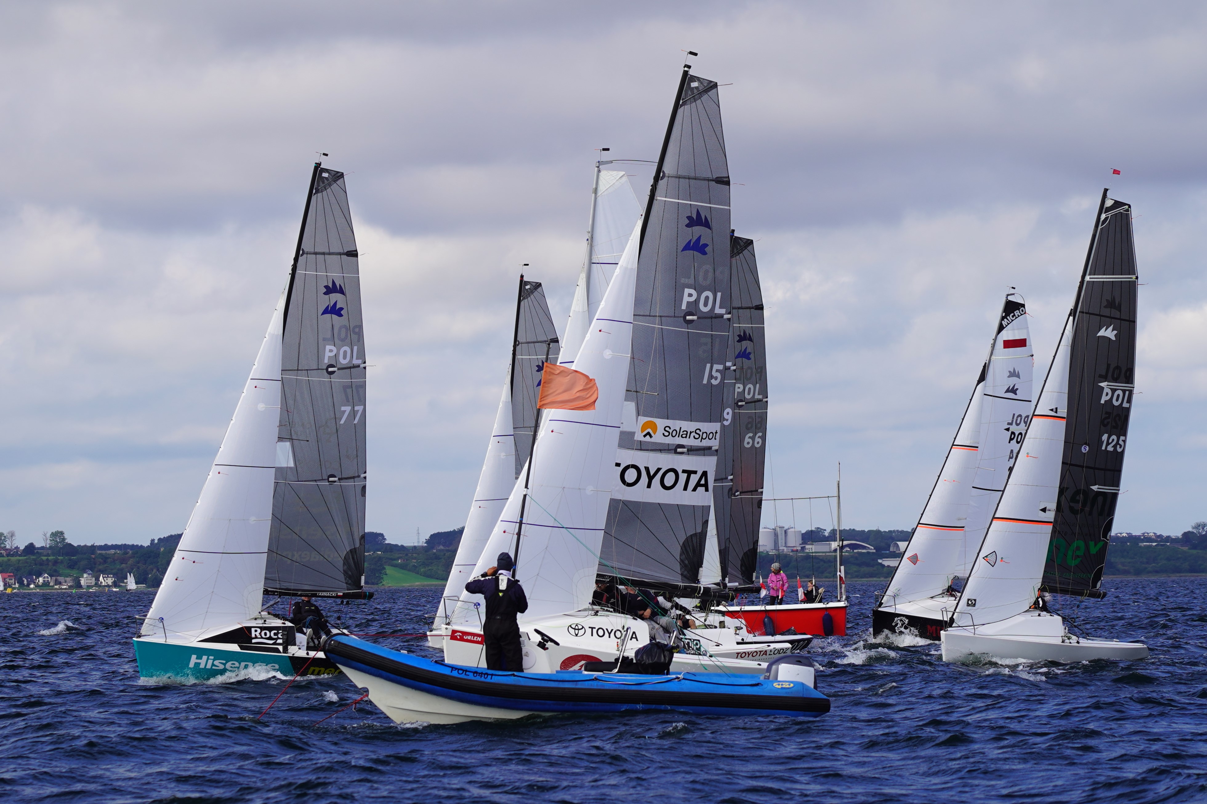 Mistrzowie świata najlepsi też w kraju. 77 Racing z tytułem mistrza Polski klasy Micro