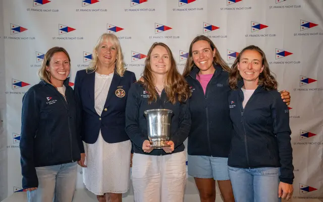 Jachty J/22 podczas finałów mistrzostw świata kobiet w match racingu 2026