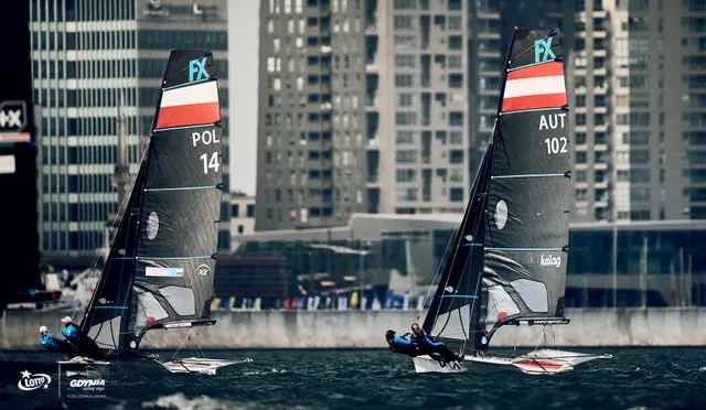 49erFX wyścig medalowy