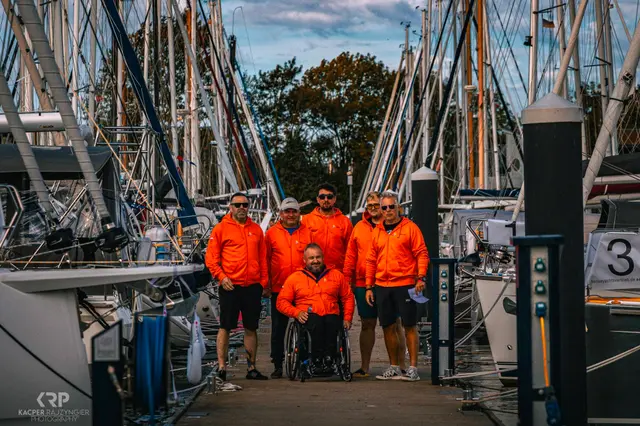 Załoga Fundacji Urlop Bez Granic podczas regat Hanse Cup 2026
