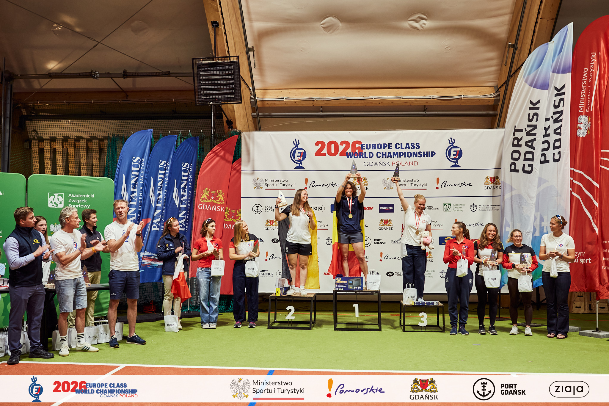 Podium kobiet mistrzostw świata klasy Europa