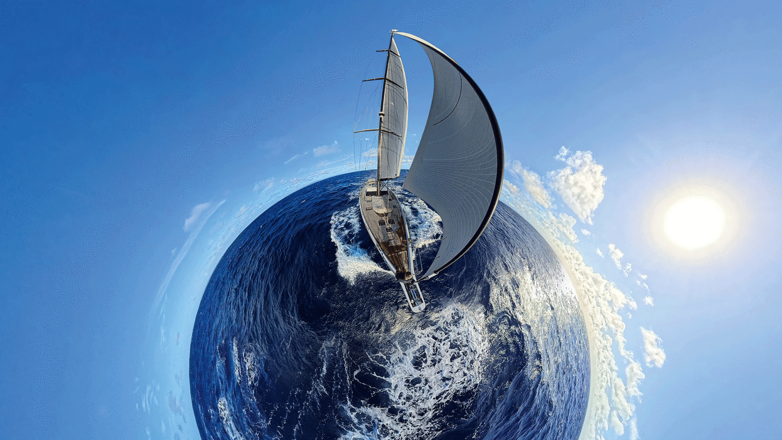 Jacht oceaniczny na wodzie w ujęciu obiektywem rybie oko