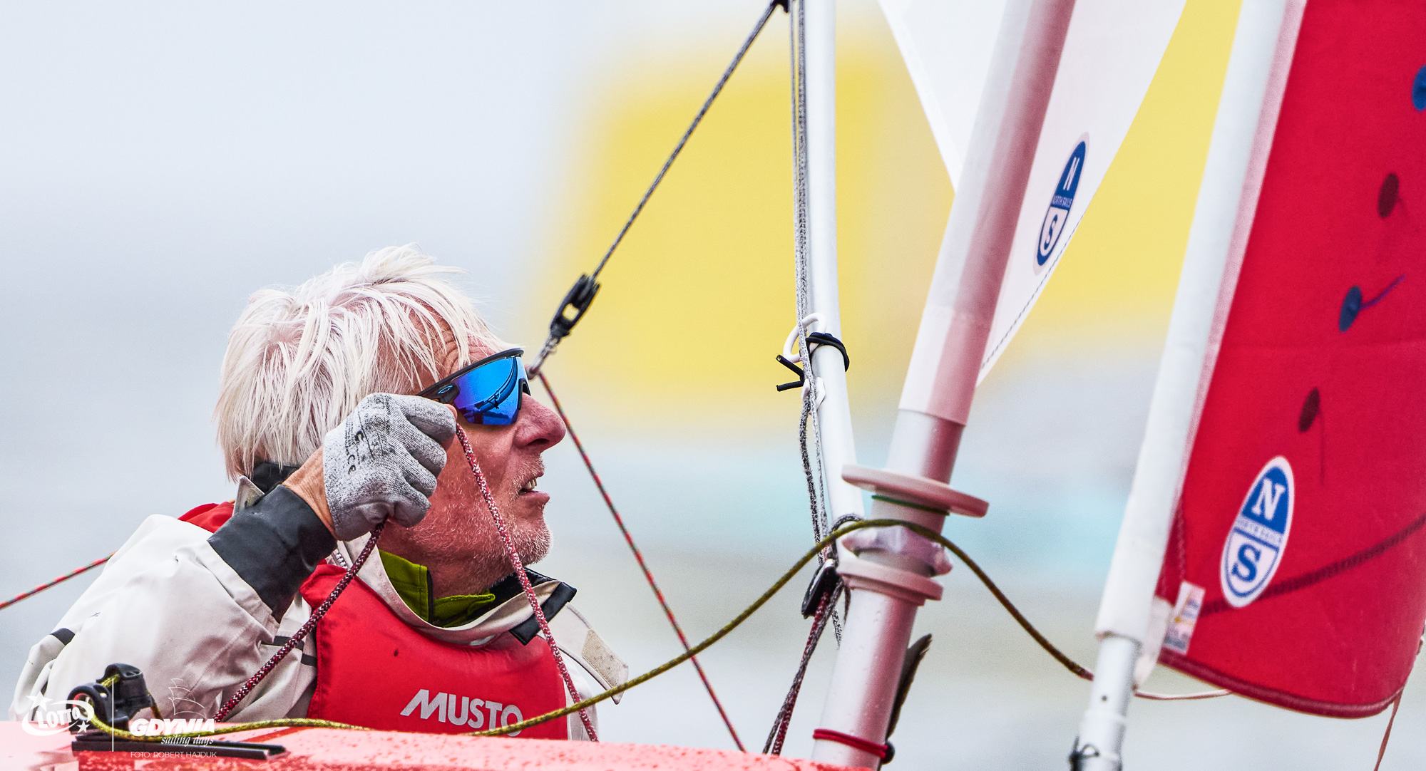 Piotr Cichocki Hansa 303