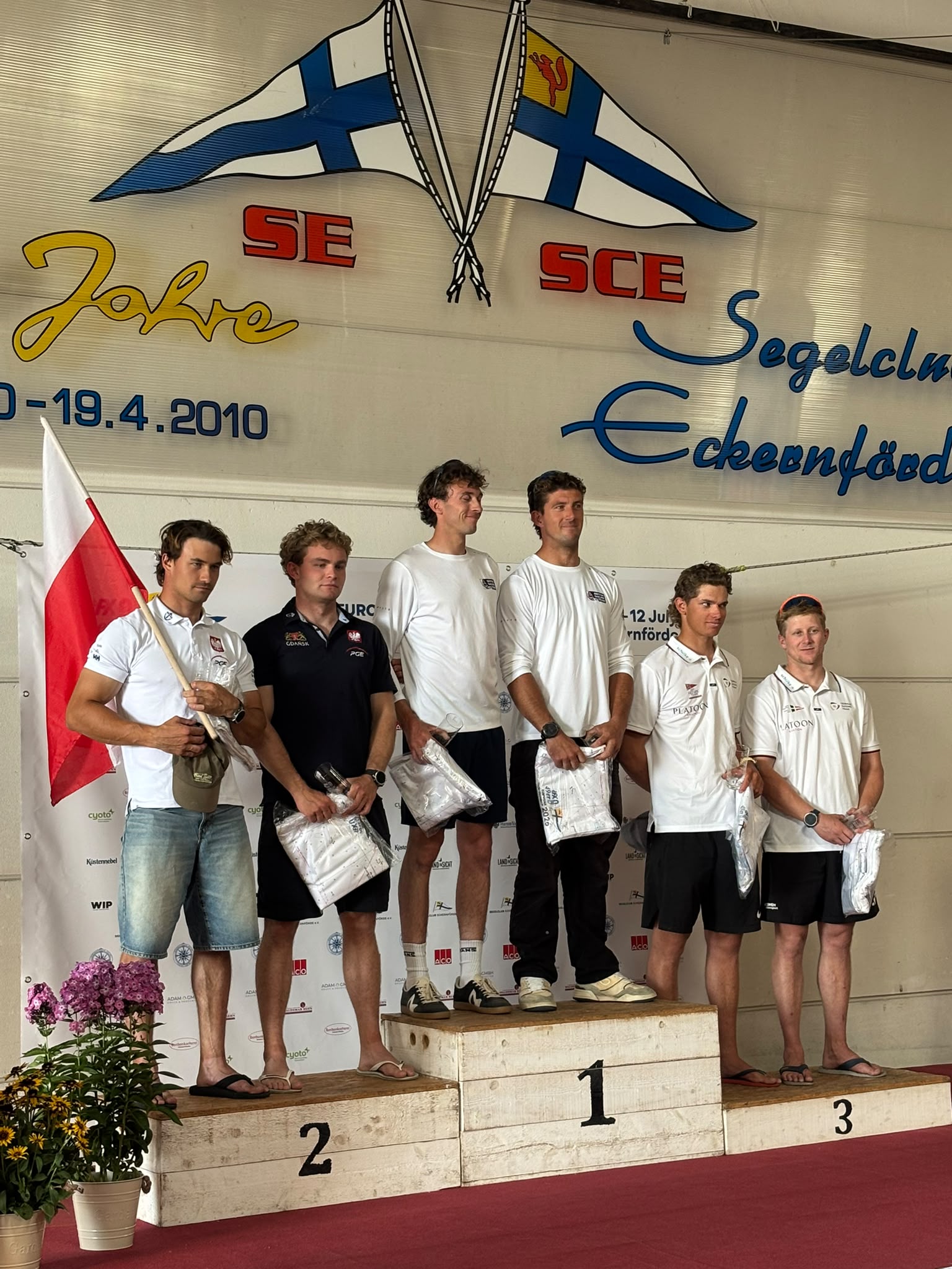 Podium 49er