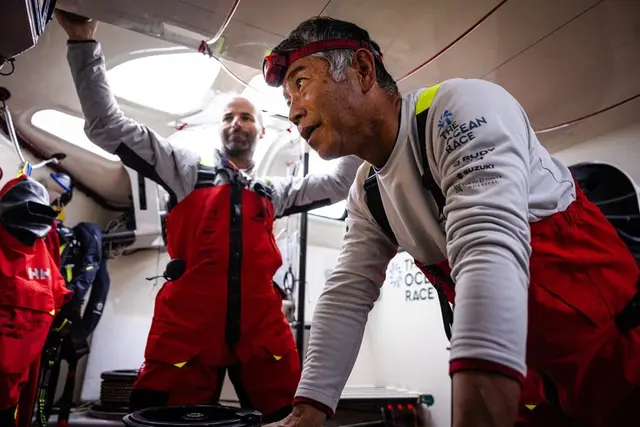 Jacht klasy IMOCA w The Ocean Race Atlantic na ostatnim odcinku trasy do Lorient