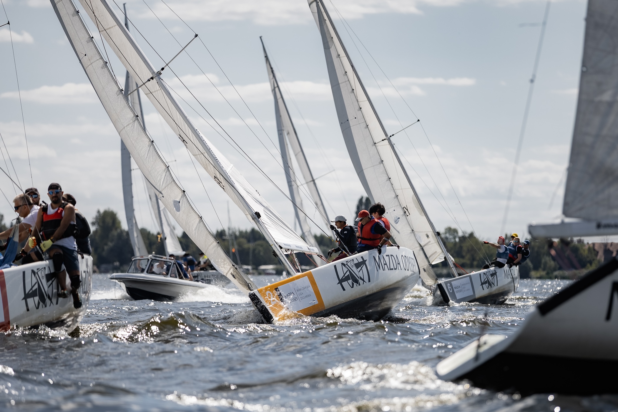 Niespodzianka w III rundzie Warszawskiej Ligi Żeglarskiej. Wygrywa Wybuchowy Sailing Team