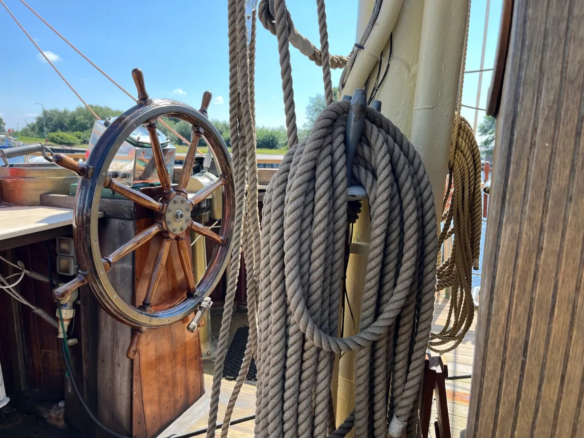 pokład s/y Zawisza Czarny