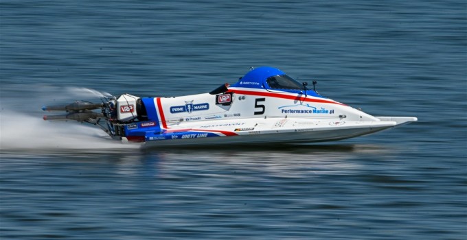 Marcin Zieliński MISTRZA ŚWIATA 🥇 w motorowodnej Formule 500