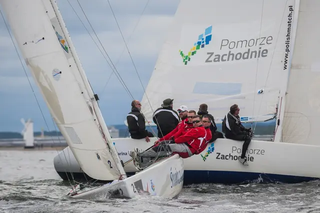 Jacht Klub Kamień Pomorski triumfuje w Świnoujściu!