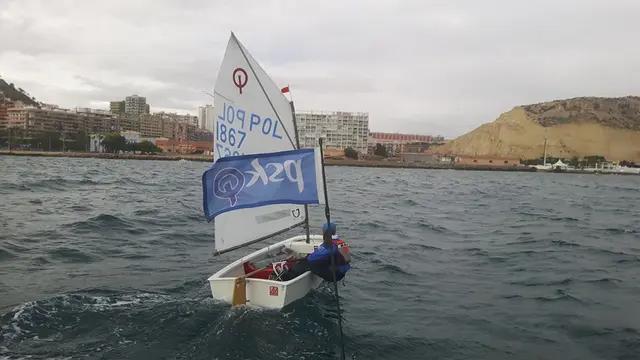 Optimisty i Lasery z sukcesami w Alicante