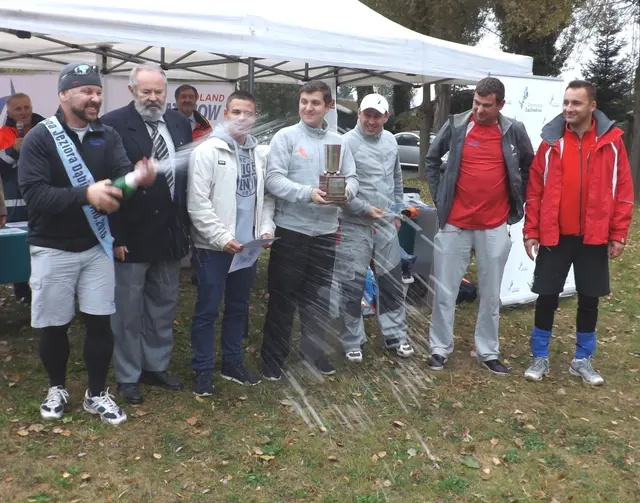 „Tomahawk” wygrywa na jeziorze Dąbie