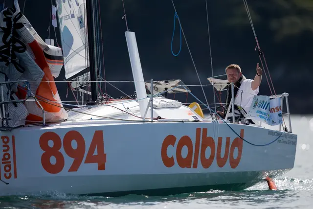 Radek Kowalczyk 15. na mecie pierwszego etapu Mini Transat