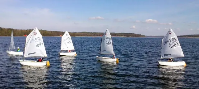 Regatowa majówka w Charzykowach