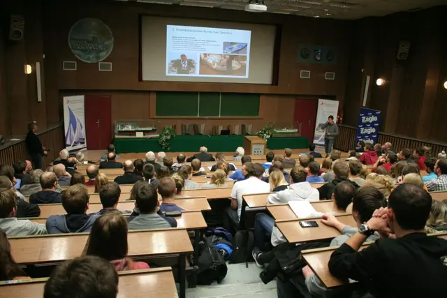 Producenci jachtów zachęcali studentów do praktyk zawodowych