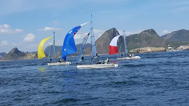 Pierwszy dzień zmagań olimpijskich w klasie SKUD18