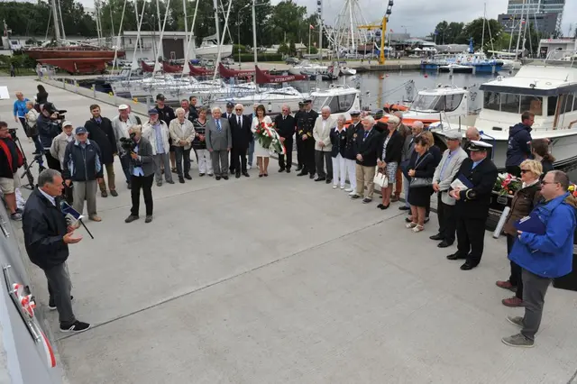 Tablica „Kuby” Jaworskiego odsłonięta w Alei Żeglarstwa Polskiego