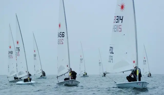 Jakub Rodziewicz szósty na ME U21 w klasie Laser Standard