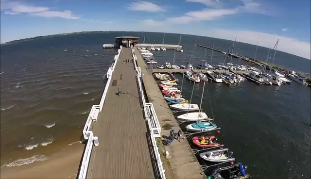 Okiem drona – marina w Pucku