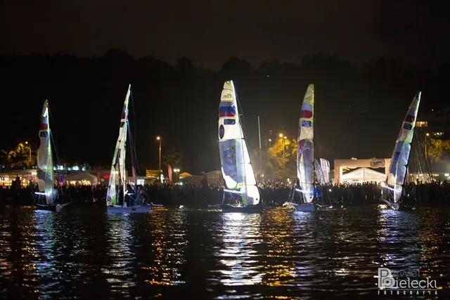 Nocny 49er Grand Prix oraz Polska Ekstraklasa Żeglarska