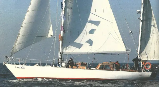50 lat na morzach i oceanach – poznajcie barwną historię jachtu „Roztocze”