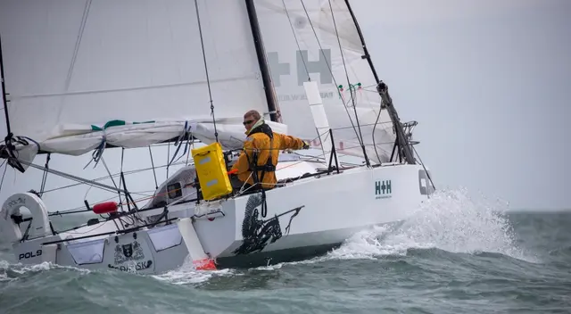 87 samotników wystartowało w Mini Transat 2019