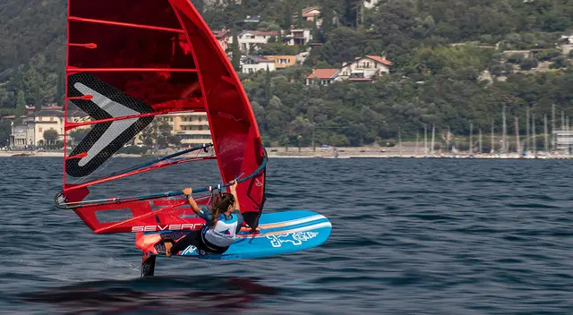 iFoil – jaka jest przyszłość windsurfingu?