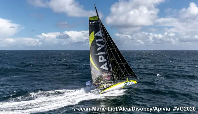 Charlie Dalin pierwszy na mecie Vendée Globe 2020-2021!