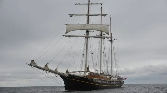 „Gulden Leeuw” zacumował w Marinie Yacht Park – Dalmor