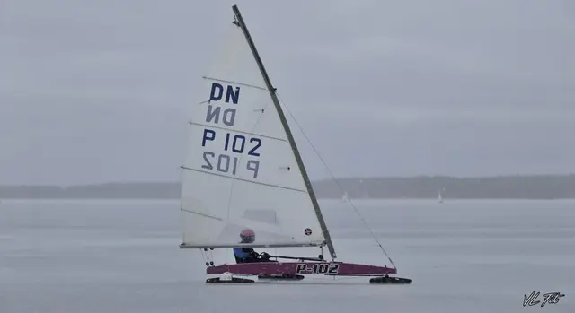 Laura Banach pierwsza w mistrzostwach świata juniorów w klasie DN