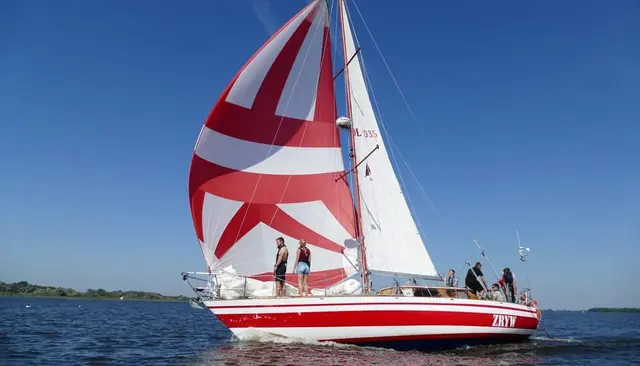 Ponad horyzonty: „Zryw” wypłynie na regaty The Tall Ships Races