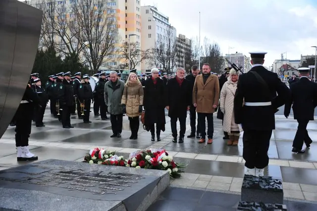 Miasto z morza, marzeń i żeglarstwa. Gdynia obchodzi 97. urodziny