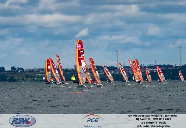 Pomorscy windsurferzy z medalami mistrzostw Polski foil juniorów