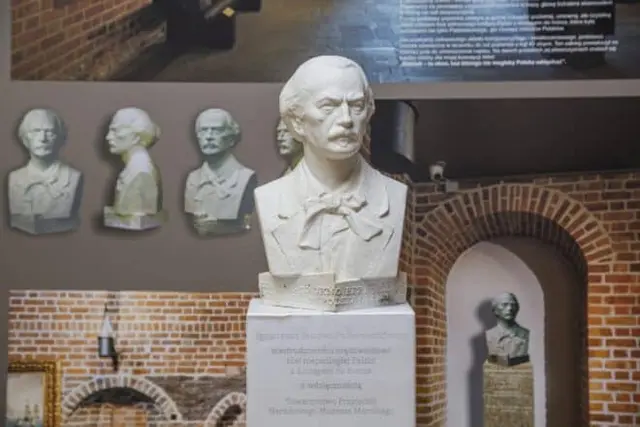 Z wdzięczności za dostęp do morza