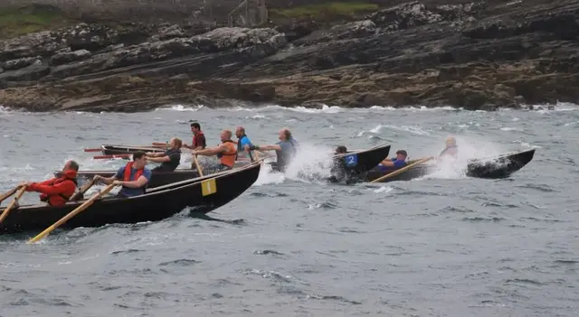 W Warszawie powstaje tradycyjna irlandzka łódź Currach