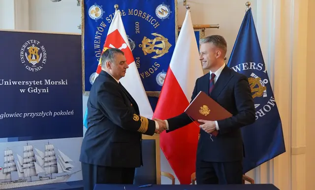 Pierwsza część dofinansowania na następcę „Daru Młodzieży” przekazana
