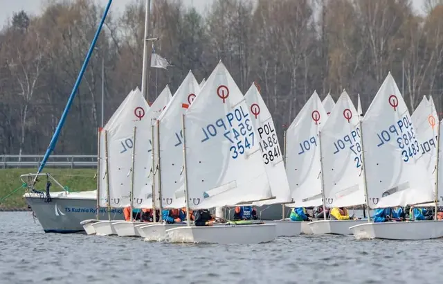 Tam nie ma miękkiej gry. Najmłodsi już zaczęli sezon w Rybniku