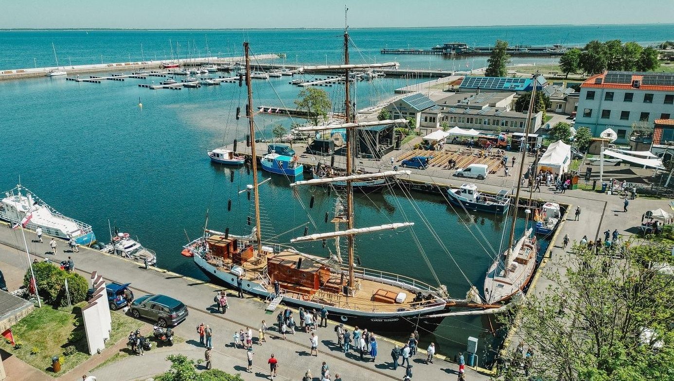 „STS Kapitan Głowacki”
